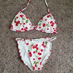 Mega cute cherry print bikini